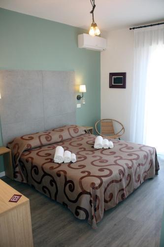 Helga Hotel 2*
