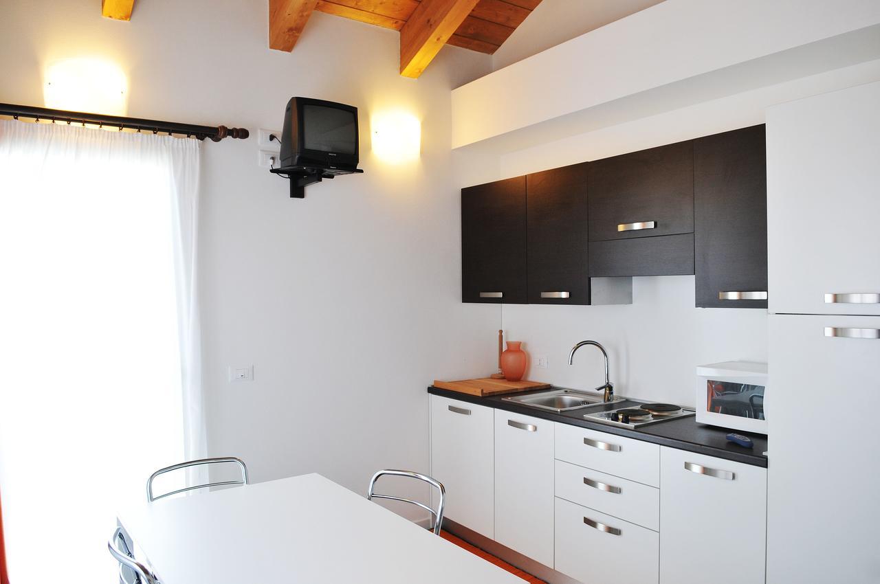 Helga Hotel 2*