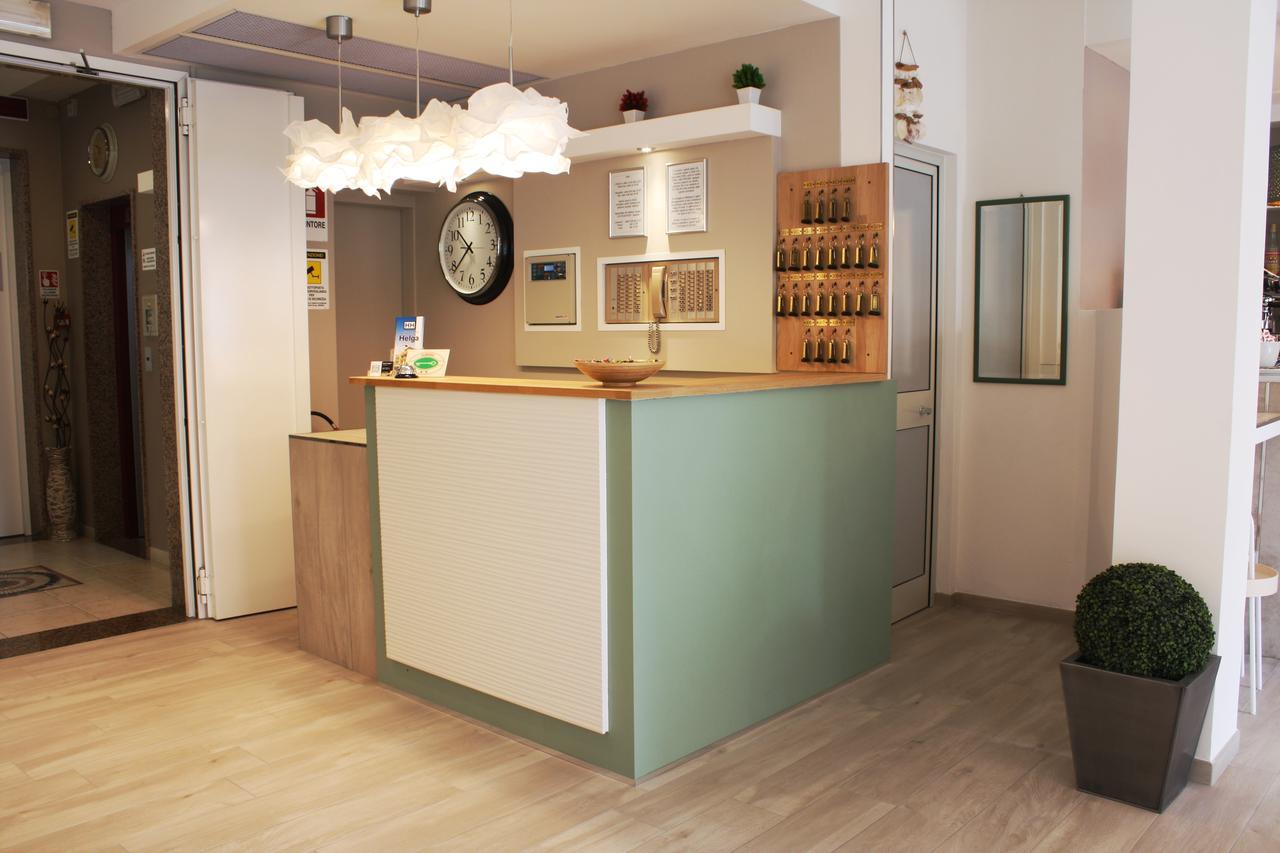 Helga Hotel 2*